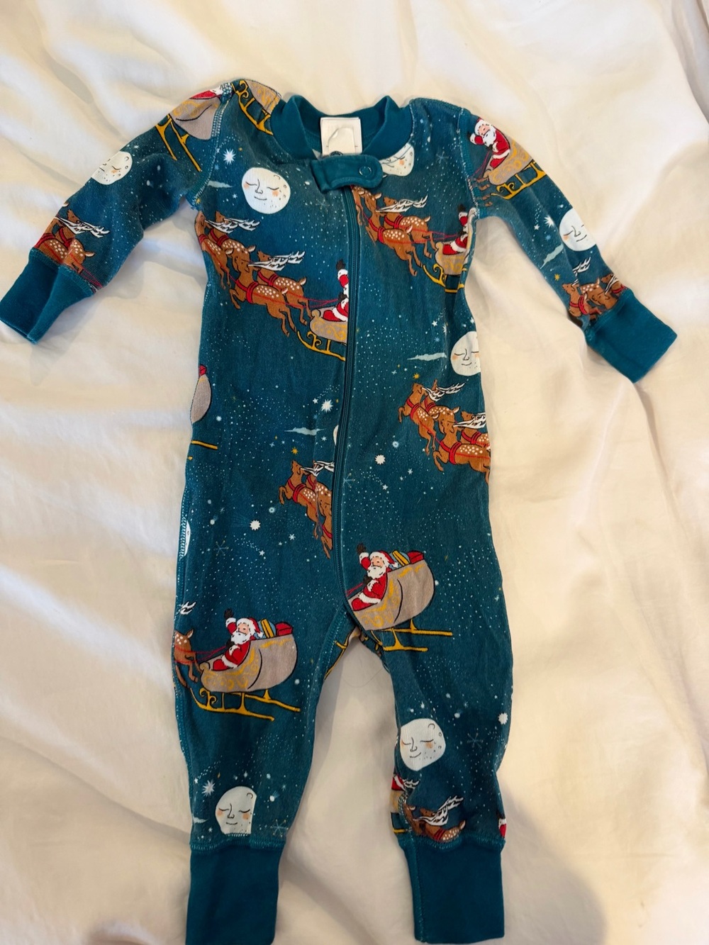 EUC Hanna Andersson Teal Santa Sleigh One-Piece Pajamas - 60/3-6 mo